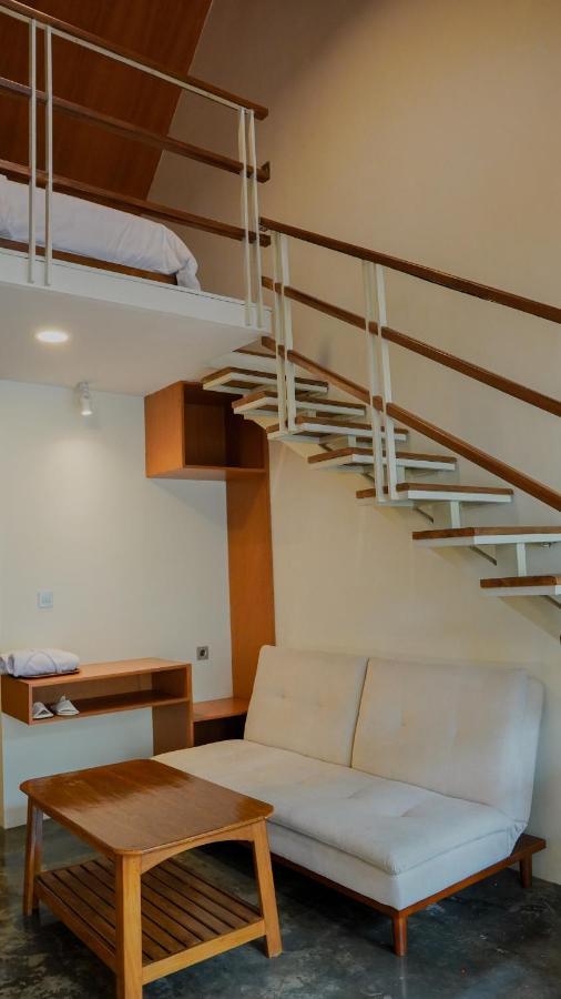 Hotel Smedi Coliving Yogyakarta Esterno foto