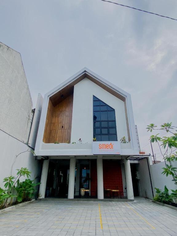 Hotel Smedi Coliving Yogyakarta Esterno foto